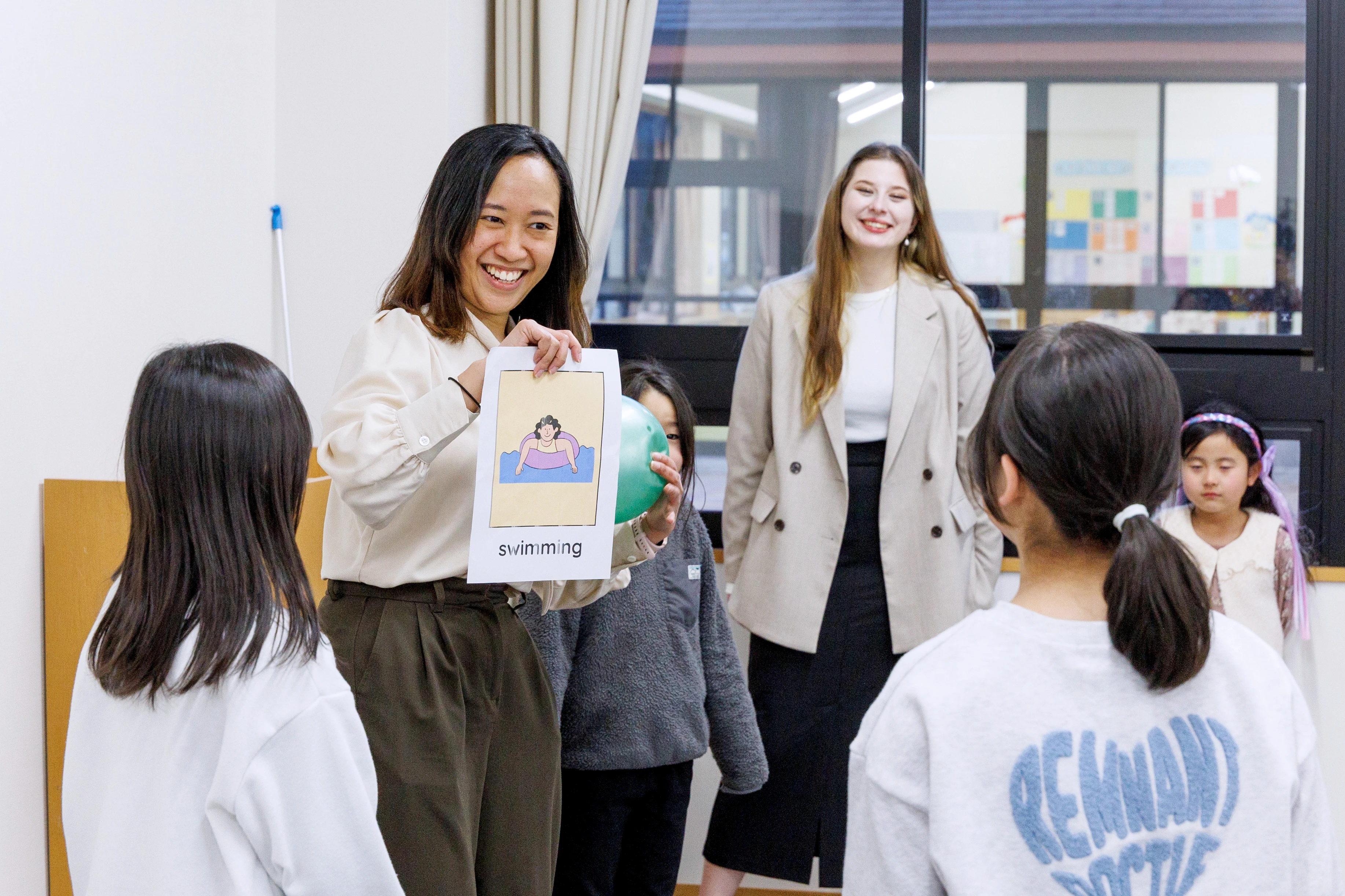 英語力だけじゃない！子どもの可能性を引き出す非認知能力の重要性